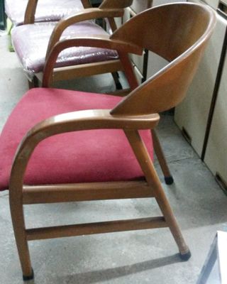 Sillones madera, rojos - Cómodos