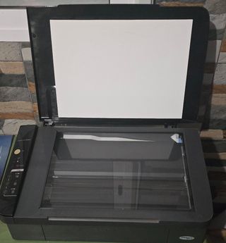 Impresora Epson Stylus SX125 negra 