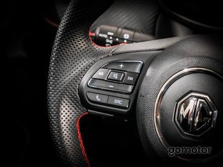 MG ZS 1.0T LUXURY AUTO 111 5P