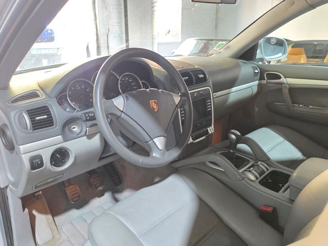 Porsche Cayenne 2006