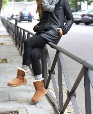 Botas UGG marrón, talla 39