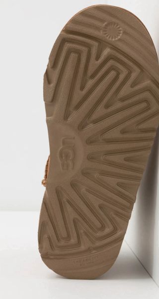 Botas UGG marrón, talla 39