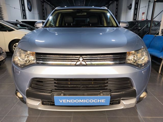 Mitsubishi Outlander 2015