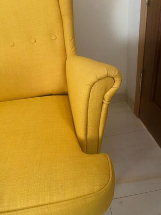 Poltrona IKEA Skiftebo gialla