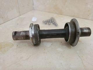 Eje pedalier de chavetas Orbea