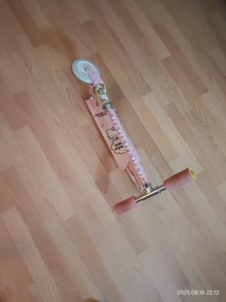 Patinete Hello Kitty niña
