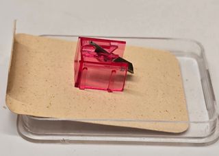 Aguja tocadiscos HUCO Victor DT-29