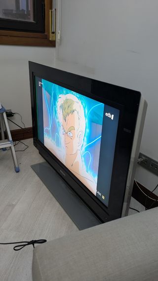 TV Philips - 37" LCD