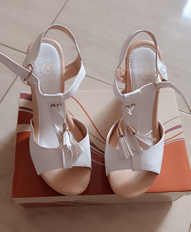 Sandalias blancas tacón corcho - 39