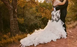 Vestido novia blanco & negro,zapatos,cancan