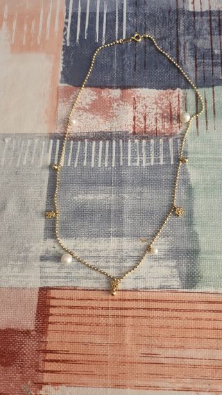 Collar Tous corto dorado con perlas