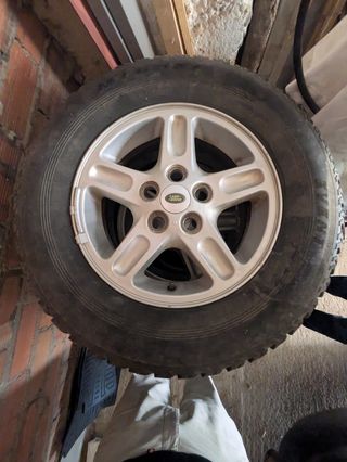 Llantas y ruedas 235 70 r16 Land Rover Discovery 2
