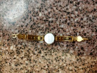 Reloj Novestel mujer dorado