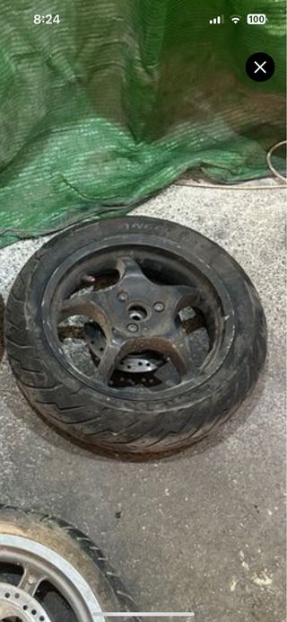 Rueda trasera Aerox