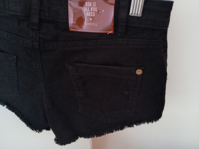 Shorts Bershka negros