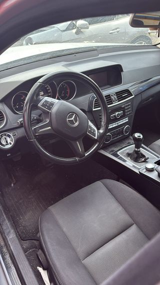DESPIECE Mercedes-Benz C220 CDI W204  651913