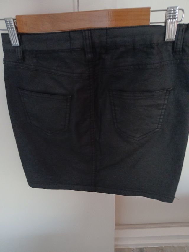 Falda negra Vila - Rockera