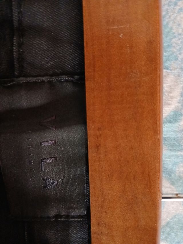 Falda negra Vila - Rockera