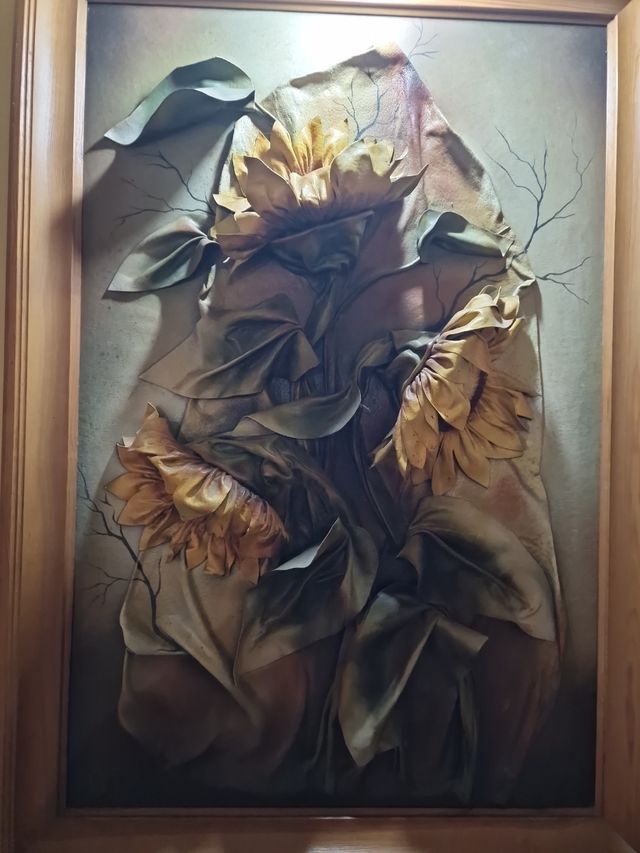 Cuadro de girasoles en cuero