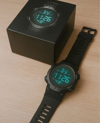 Reloj deportivo negro