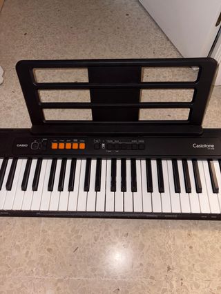 Casio CT-S100: Teclado Digital