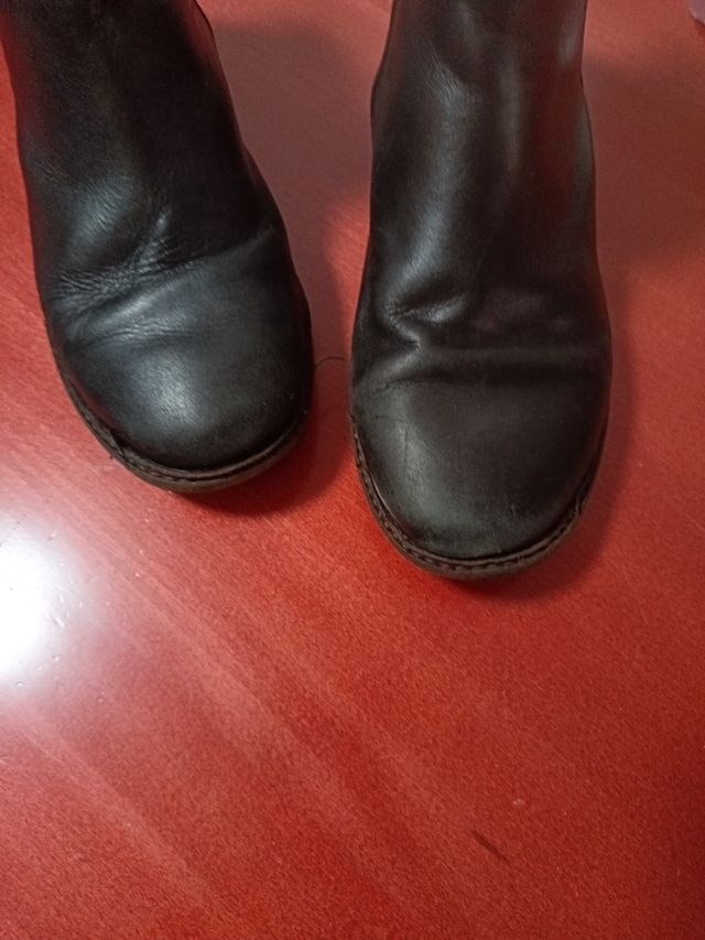 Botines piel negros colegio
