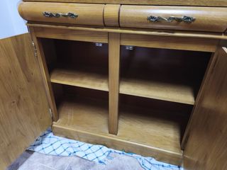 Mueble madera estilo clásico