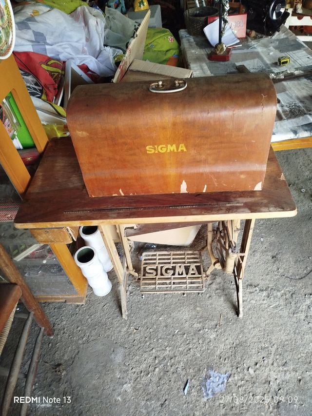 Máquina coser Sigma Antigua