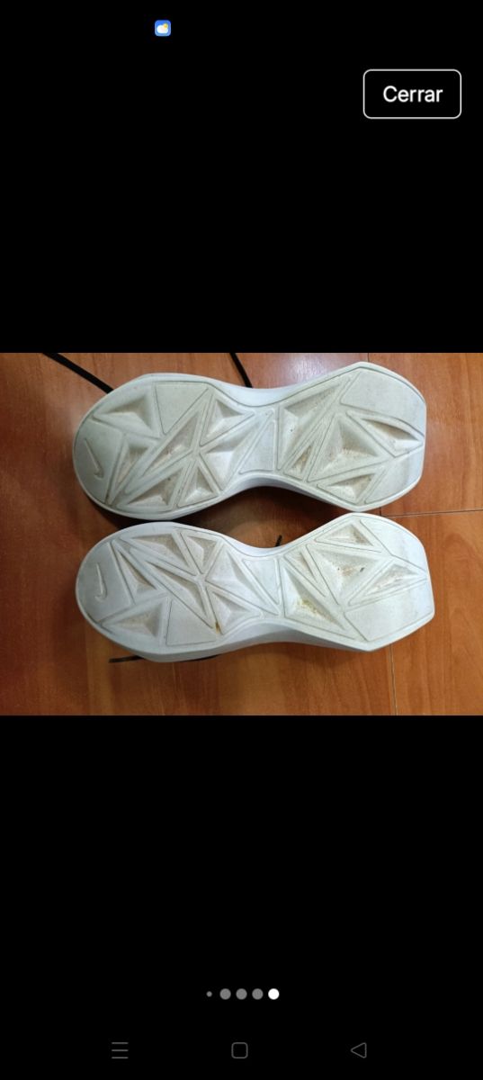 Zapatillas Nike talla 40 - Nuevos