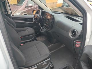 Mercedes-Benz Vito TOURER 116CDI  9 PLAZAS 163CV