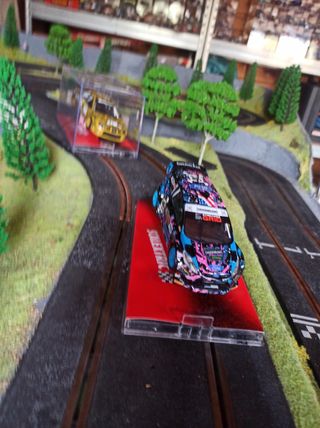 Scalextric Ford Fiesta WRC coche