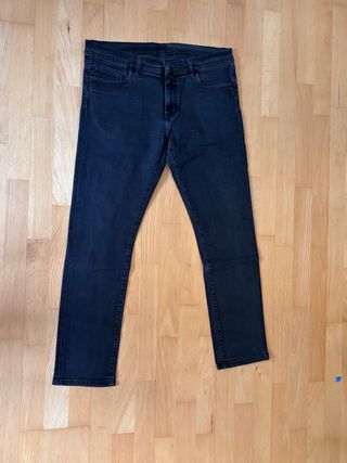 Vaqueros Carhartt negros