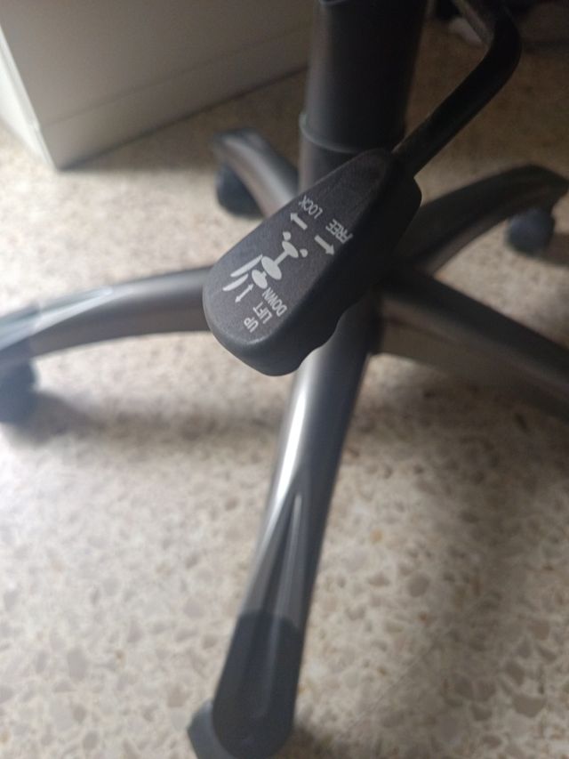 Silla oficina giratoria gris - Conforama STEPH