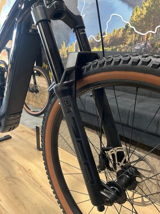 Trek Rail 8+ 2025: ¡Bicicleta Eléctrica!