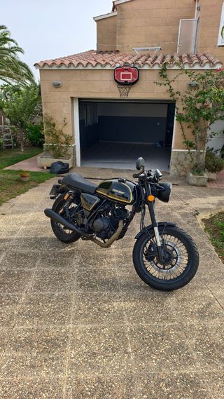 Macbor Johnny 125cc - 2023 - Moto cafe racer