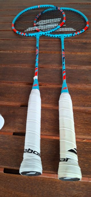 2 Raquetas bádminton Babolat + 3 plumas