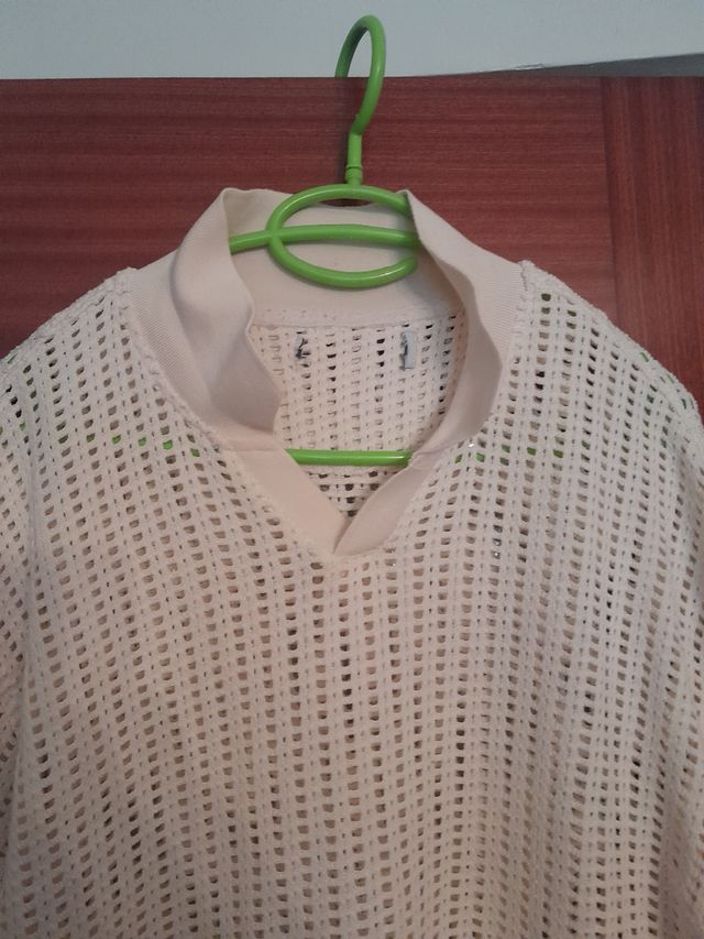 Polo Primark beige crochet talla M