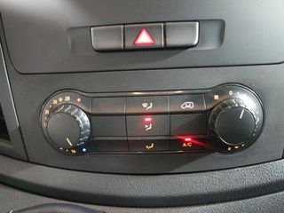 Mercedes Vito 110CDI 75kW furgón Pro larga