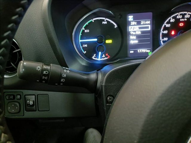 Toyota Yaris 1.5 100H Advance