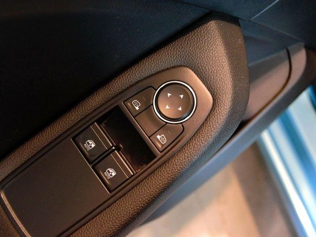 Renault Clio Business TCe 67 kW (90CV)