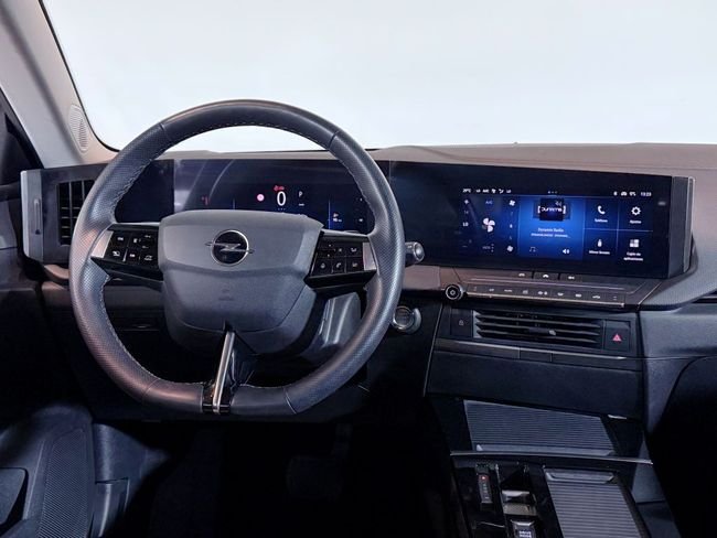 Opel Astra 2023, foto 16