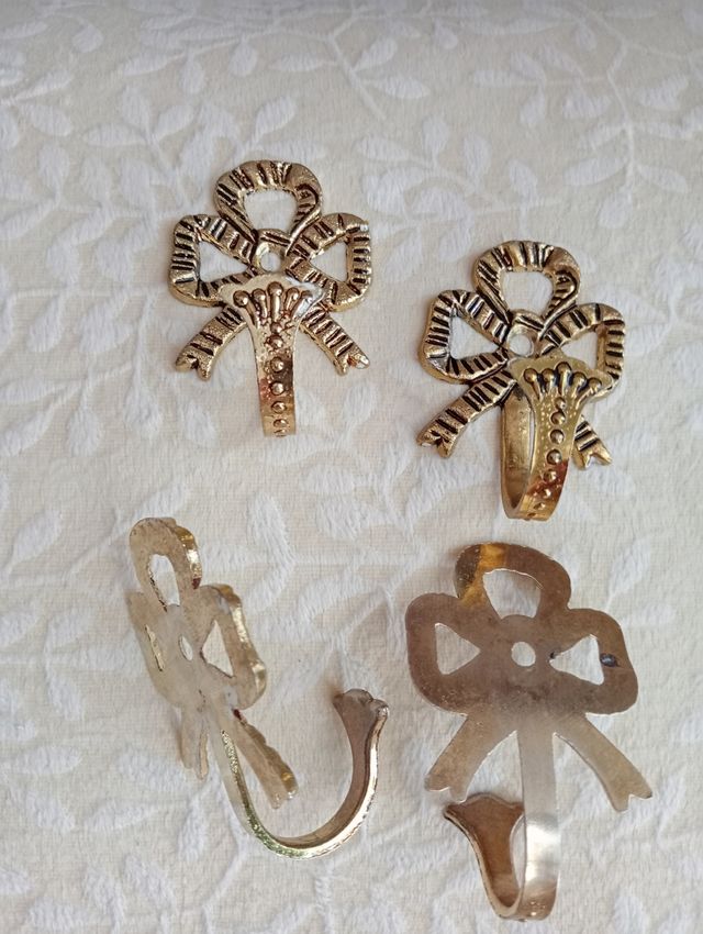 4 PERCHAS DORADAS‼️NUEVAS‼️
  