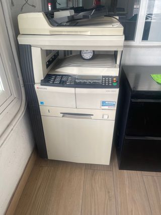 Kyocera KM-2850: Impresora multifunción
SOLO CR