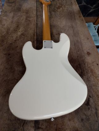 Bajo Eléctrico Fender Jazz Bass 60's Japan