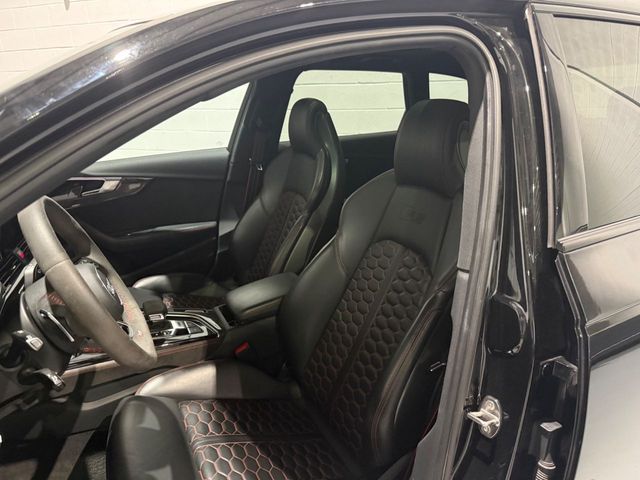 AUDI A4 RS4 Avant TFSI 331kW quattro tiptronic