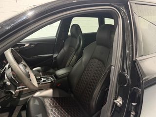 AUDI A4 RS4 Avant TFSI 331kW quattro tiptronic