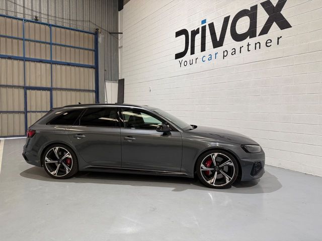 AUDI A4 RS4 Avant TFSI 331kW quattro tiptronic