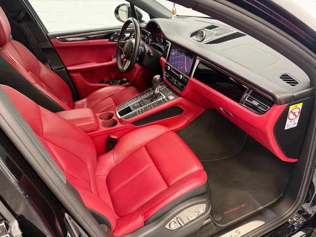 PORSCHE Macan Macan S