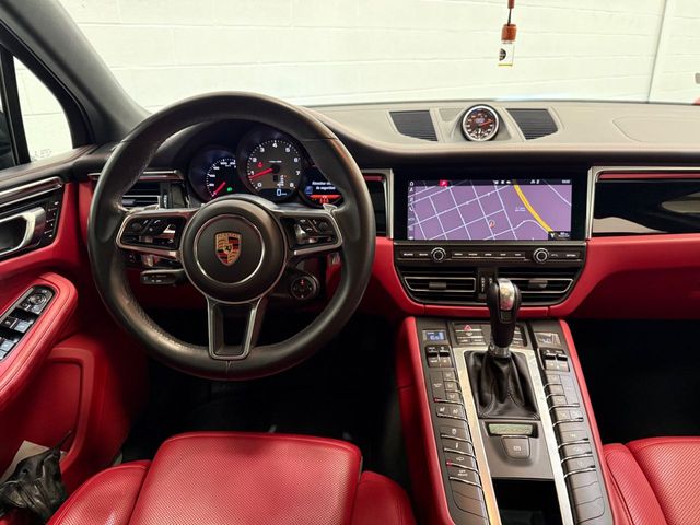 PORSCHE Macan Macan S