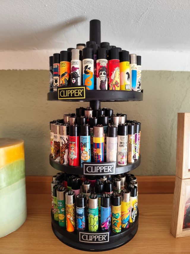 150 Encendedores Clipper + Soporte